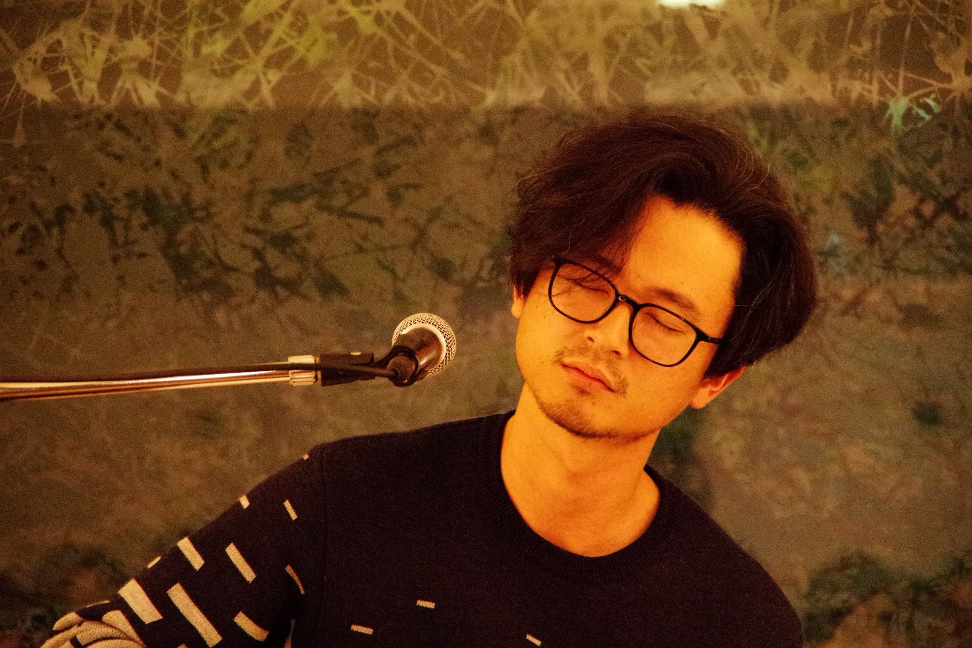 ギタリスト 長岡亮介にインタビューして メガネ男子萌えの私が燃えたｗ 日刊あわわ