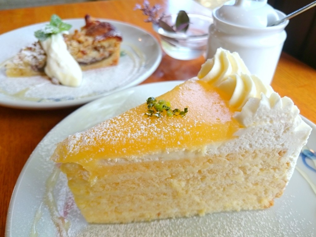 ケーキが美味しいカフェといえばココ！ 八万町の『Cafe de Ruban』