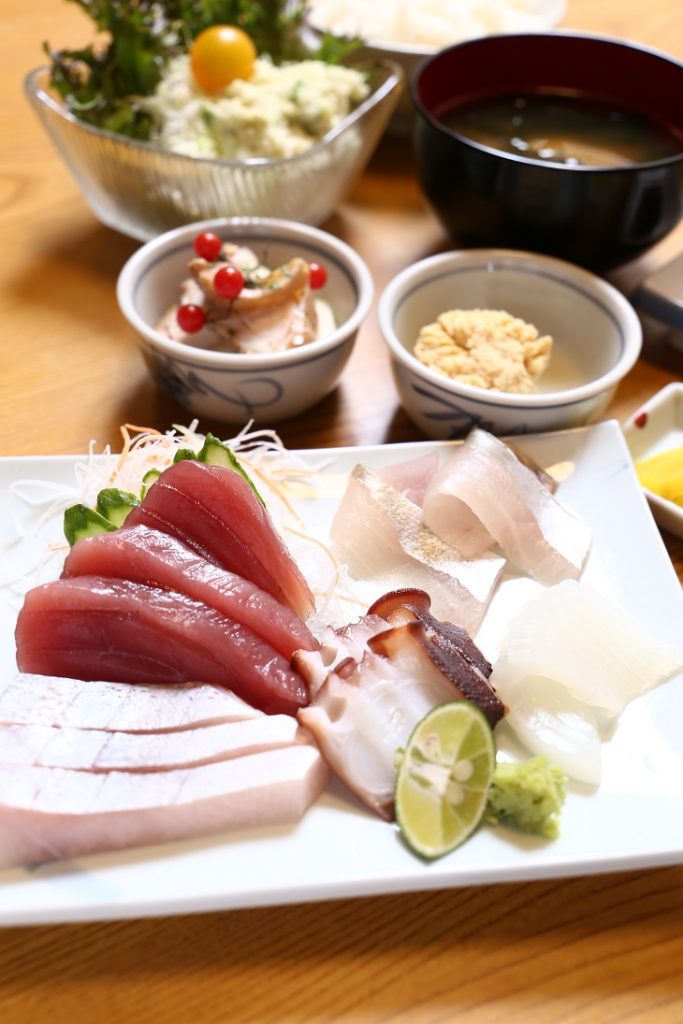 《徳島市／居酒屋食堂ゆず》魚！、魚！、魚！美味しい魚が食べたいんやぁ～～！！