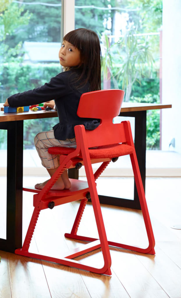 子どもたちの正しい姿勢を守る アップライトチェア を 日刊あわわ