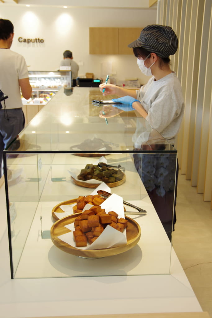 1日1 000個売れる焼きたてフィナンシェ カプット 日刊あわわ