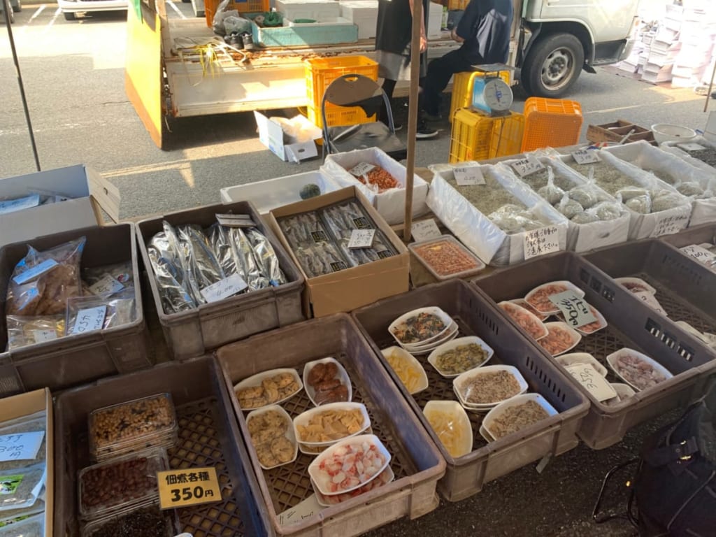 徳島びっくり日曜市 は若者も楽しめる穴場スポットだった 徳島市 問屋町 日刊あわわ