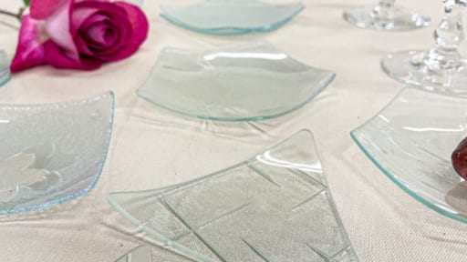 模様付き板ガラスで作る組皿制作教室［要申込］